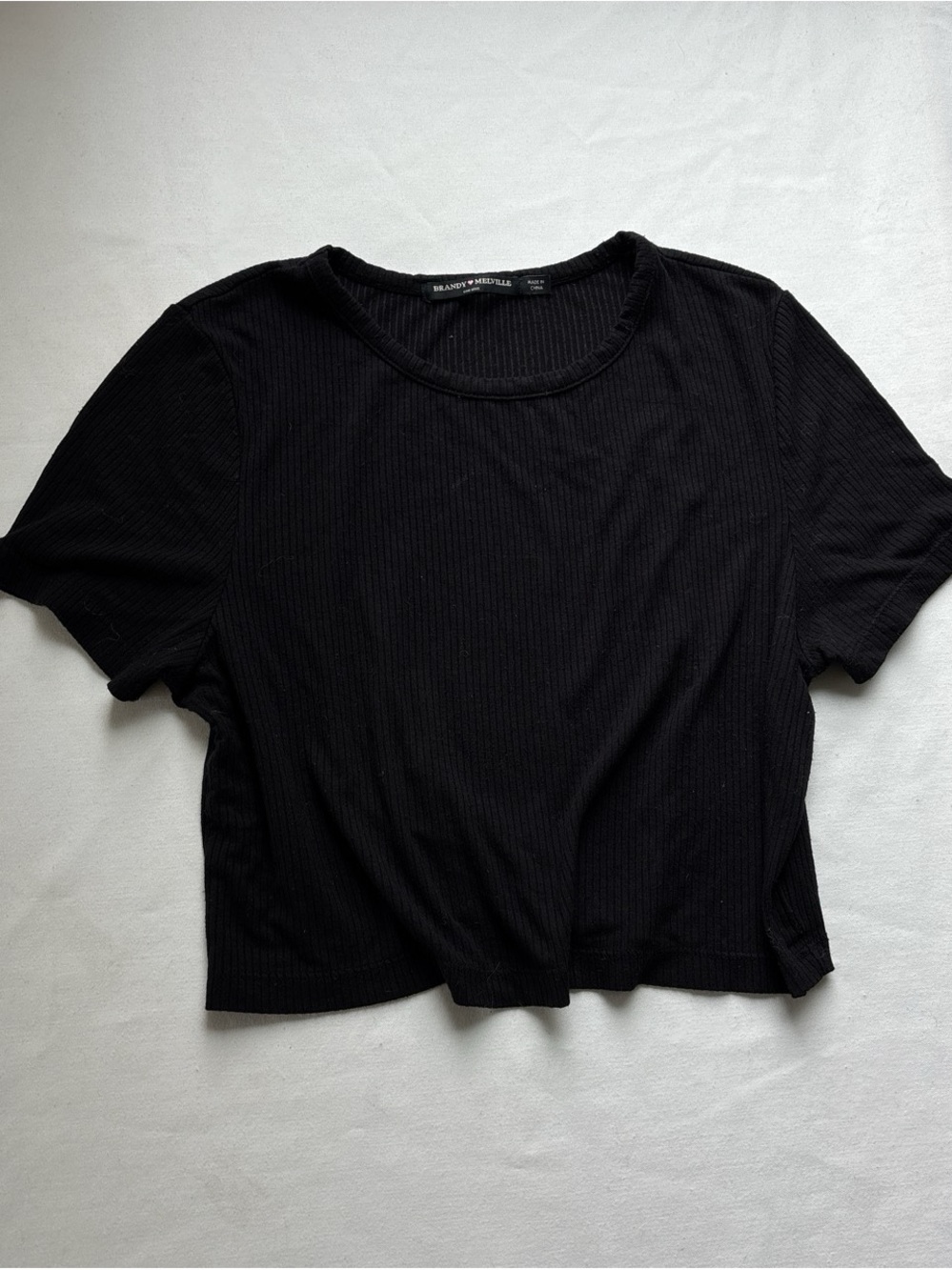 Brandy Melville Black Ribbed Cropped Tee